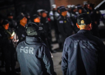 Fiscalía ordena captura de estafadores y extorsionistas de la zona central y paracentral del país