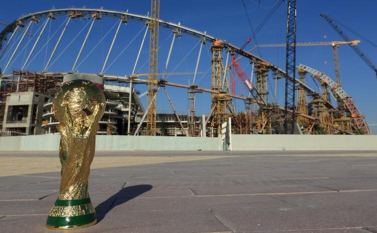 Catar reconoce los decesos de «entre 400 y 500» obreros emigrantes