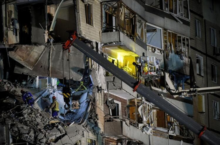 Sigue en Nepal la búsqueda de las víctimas de accidente aéreo