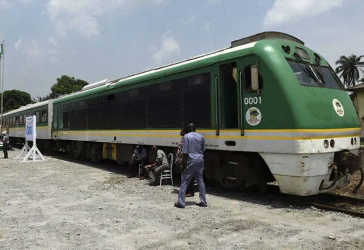 Vicepresidenta de Colombia denuncia hallazgo de 7 kilos de explosivos cerca de su casa