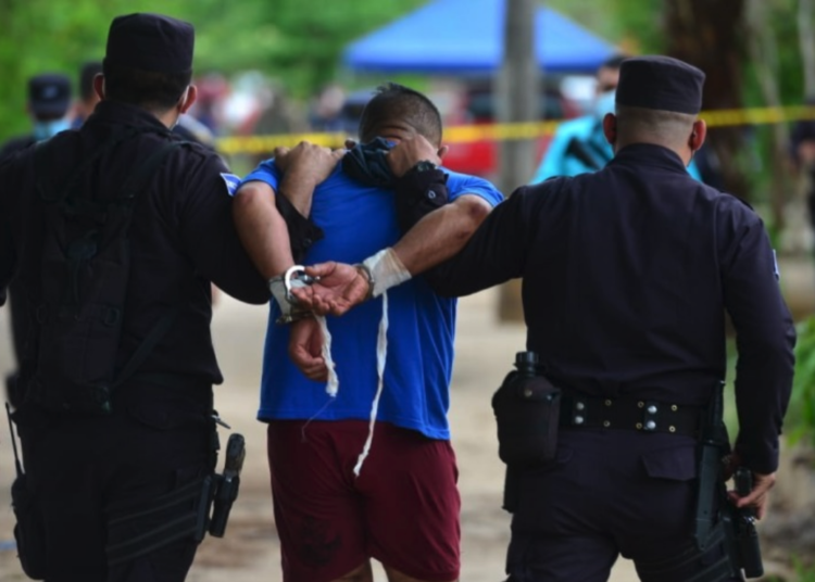 Dos muertos y decenas de heridos tras una estampida cerca de un estadio en Irak