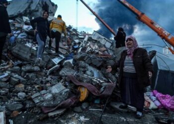 Sube a 19 mil cifra de muertos por terremotos en Turquía y Siria