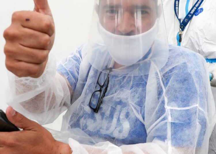 El Salvador no reporta muertes por COVID-19 en lo que va del mes