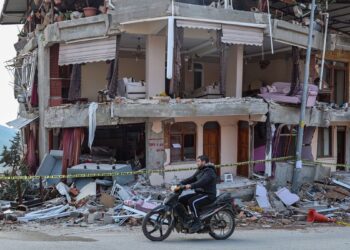 Elevan a más de 43.500 el número de víctimas tras terremotos de Turquía