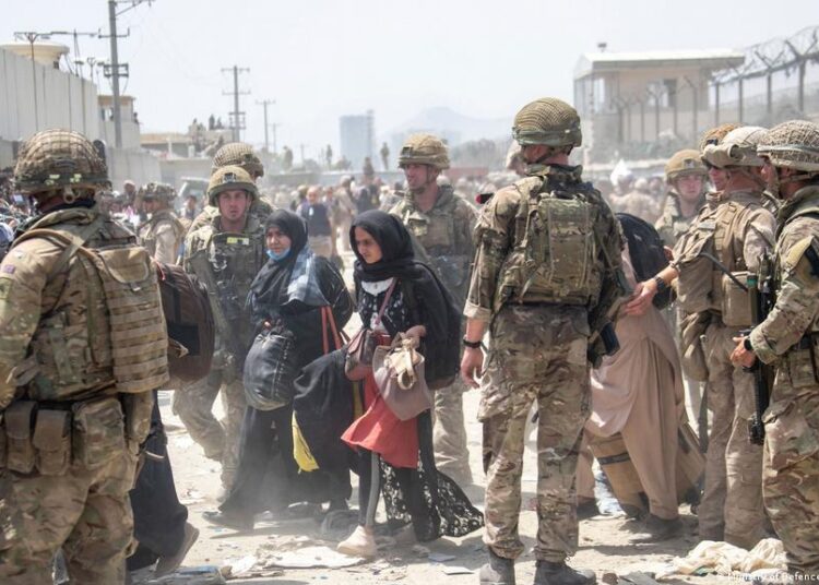 Al menos cinco fallecidos en un operativo talibán contra el Estado Islámico en Afganistán