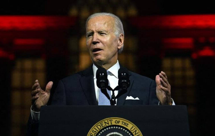 Presidente de Estados Unidos limitará el precio de los medicamentos para mayores de 65 años