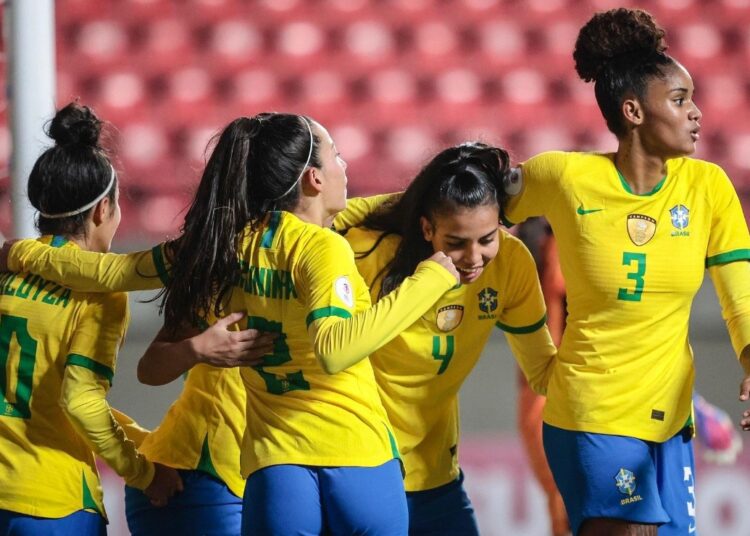 Brasil anuncia interés en ser sede del Mundial de fútbol femenino de 2027