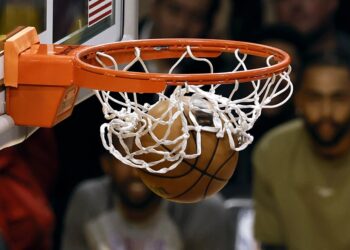 El ‘ojo de halcón’ llega a la NBA en 2023-24 tras un año de polémicas