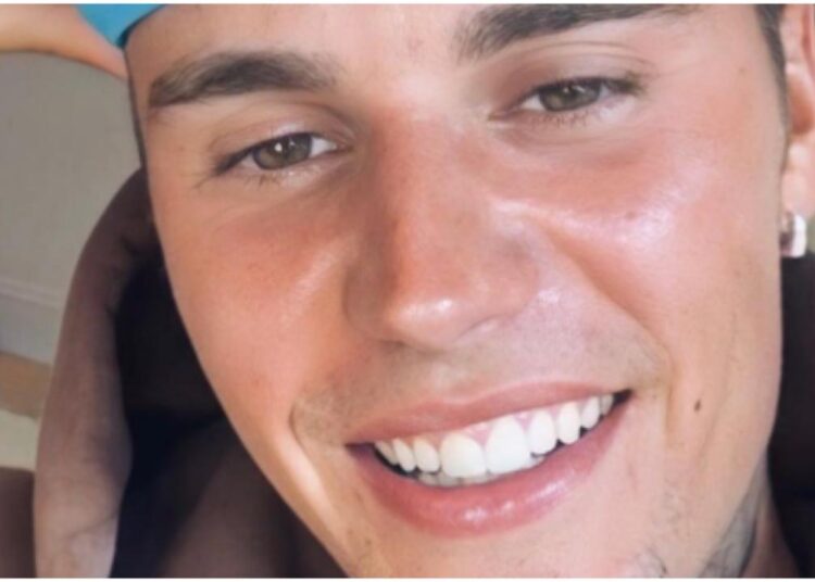 Justin Bieber recupera la sonrisa tras meses de enfermedad