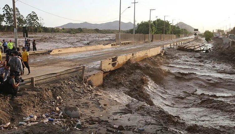 Gobierno de Perú declaró alerta roja en Lima por el ciclón Yaku