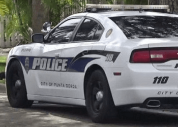 Florida presenta cargos contra padre del niño que llevo un arma a la escuela