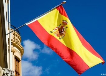 España planea endurecer o eliminar la emisión de ‘visas de oro’ por comprar una vivienda