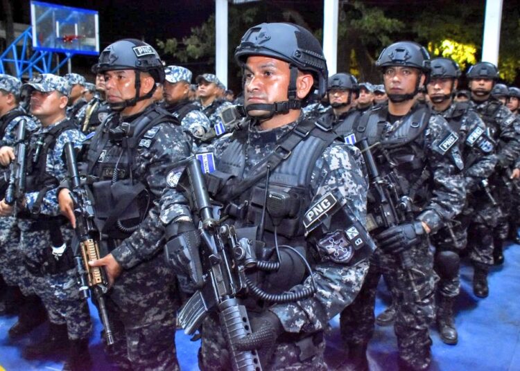 En busca de justicia: Autoridades instalan cerco de seguridad en Nueva Concepción para capturar a los responsables del homicidio de un policía