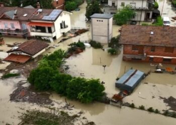Ascienden a 15 los fallecidos por las inundaciones en Italia
