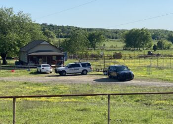 Hallan 7 cuerpos en la propiedad de un delincuente sexual en Oklahoma