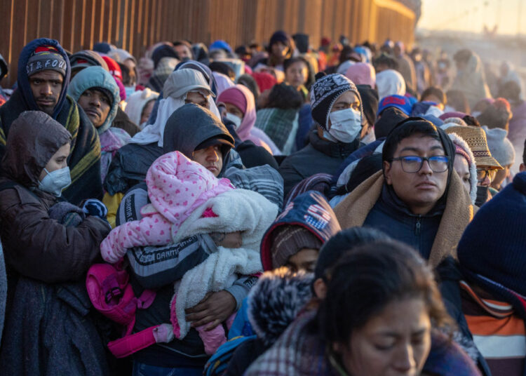 Prevén mayor afluencia de migrantes en frontera mexicana ante derogación del Título 42