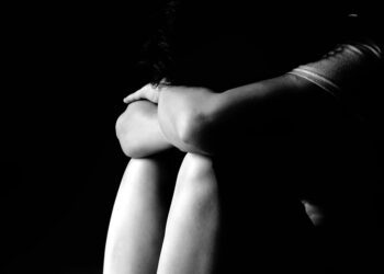 Por abusar y acosar sexualmente de dos niñas, sujeto fue condenado a 18 años de prisión