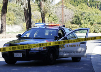 Secuestra a una bebé de 7 meses y provoca su muerte en un accidente mientras huía de la Policía en EE.UU.