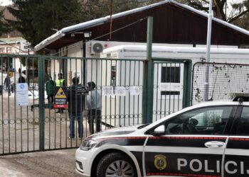Un niño perpetró disparos en un colegio de Bosnia y dejó varios heridos