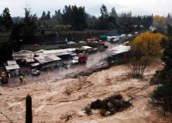 Lluvias torrenciales dejaron en Chile al menos dos personas fallecidas y decenas de afectados