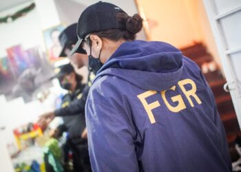 FGR y PNC desmantelan estructura criminal responsable de al menos 10 asesinatos en el centro de San Salvador