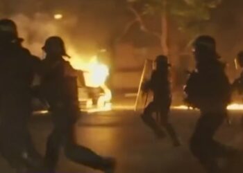 Francia despliega 40.000 policías para hacer frente a las protestas por la muerte de un adolescente