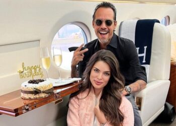 Nació el primer bebé de Marc Anthony con Nadia Ferreira