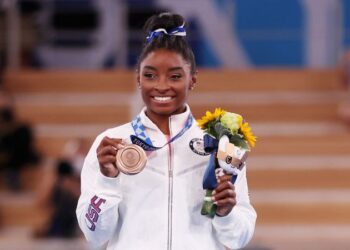 Gimnasta Simone Biles regresará a competencias en agosto