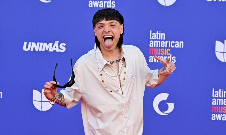 Peso Pluma estrenará su disco «Génesis» el 22 de junio