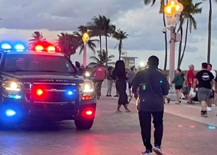 Detienen a cuarto sospechoso del tiroteo que dejó 9 heridos en playa de Florida