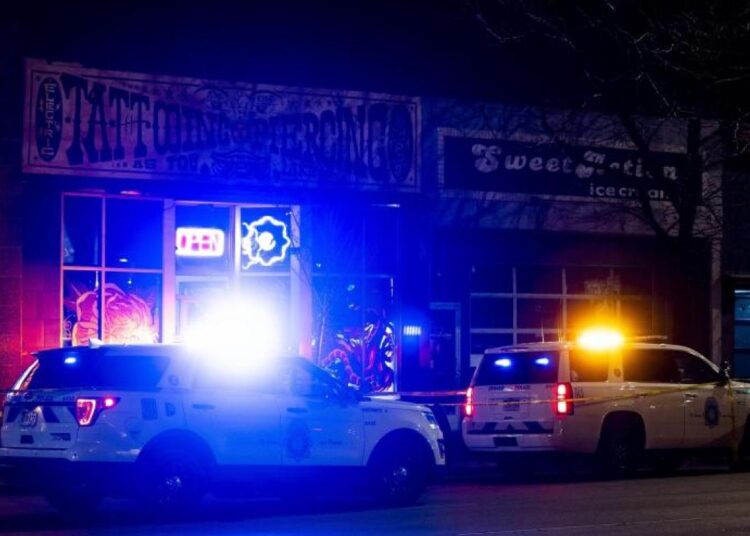 Reportan al menos nueve heridos en un tiroteo en Denver