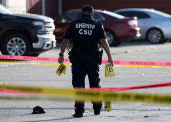 Mueren dos adolescentes y otros cuatro resultaron heridos en tiroteo en Missouri, Estados Unidos