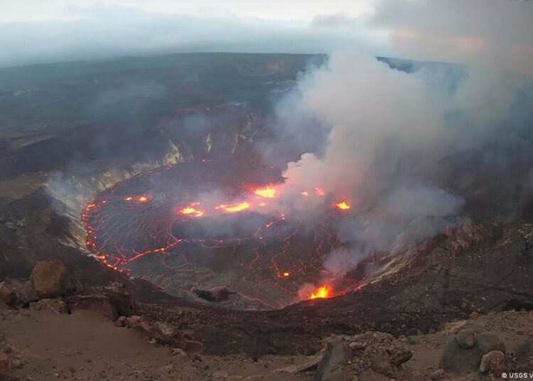 Entra en erupción el volcán Kilauea en Hawái