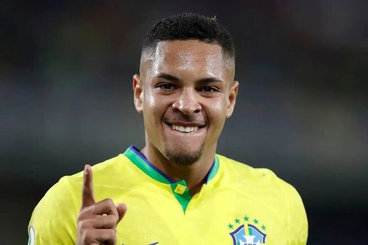 El Barcelona anunció el fichaje de Victor Roque