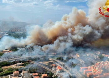 Italia declarará estado de emergencia en regiones afectadas por incendios