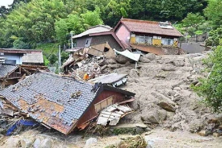 Al menos un fallecido tras lluvias torrenciales en la costa oeste de Japón