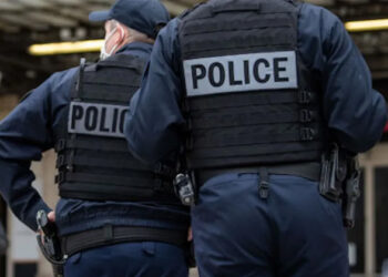 Hombre armado con un sable japonés es abatido por la policía en norte de Francia