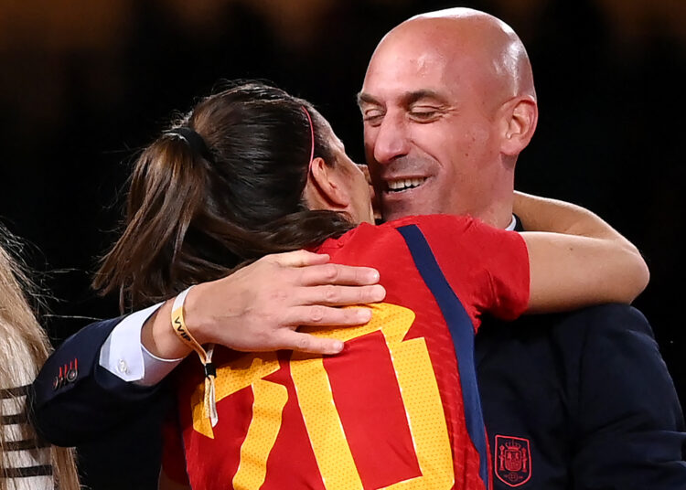 La Federación Española de Fútbol pide la dimisión de Luis Rubiales