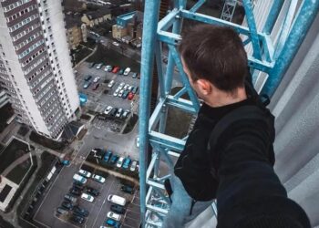 Muere el influencer Remi Lucidi a los 30 años tras caerse desde el piso 68 de un edificio de Hong Kong