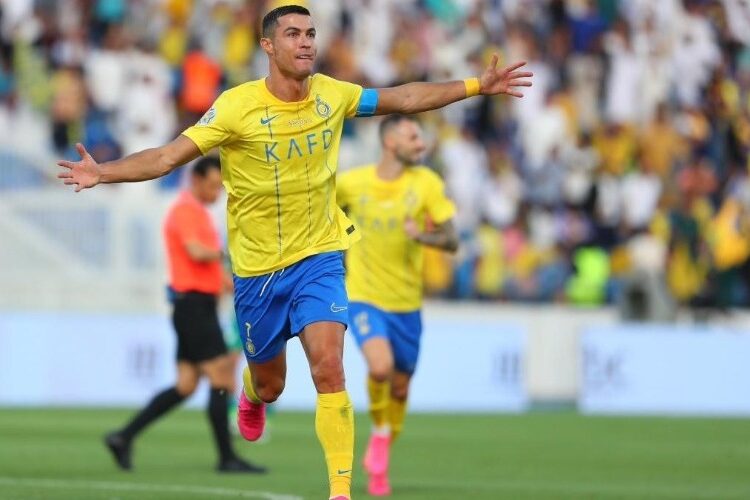 Cristiano Ronaldo encamina el pase del Al-Nassr a semifinales de la Copa Árabe de campeones