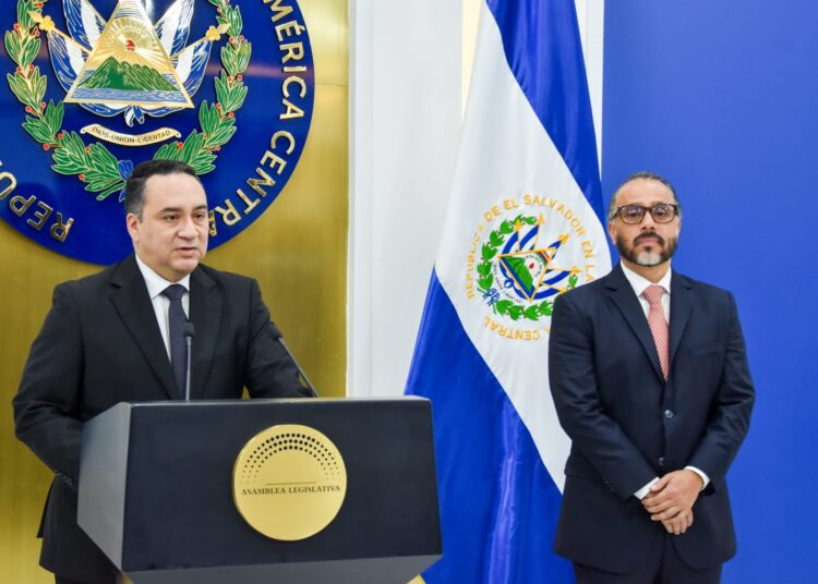 Fiscalía Requiere Antejuicio y Desafuero para Diputado Erick García