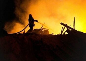 Incendio de edificio en el sureste de Francia dejó tres fallecidos