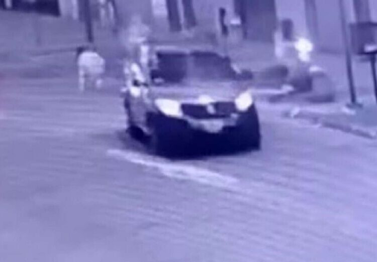 Matan a niña de 11 años afuera de su escuela para asaltarla en Argentina