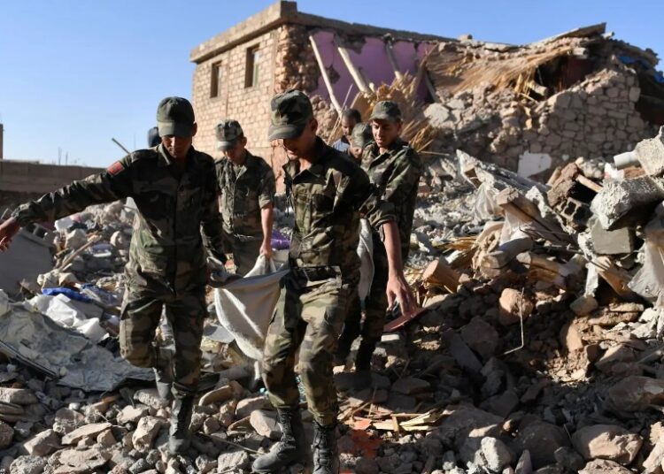 Sube a 2 mil 122 el número de muertos por el temblor en Marruecos
