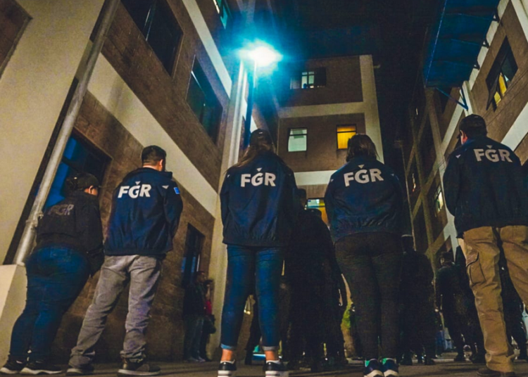 Autoridades desarticulan red dedicada a falsificar documentos para venta de inmuebles