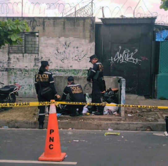 Encuentran cadáver de recién nacido en basurero de Soyapango