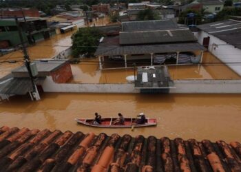 Ciclón causa cuatro muertos y daños en una veintena de ciudades al sur de Brasil