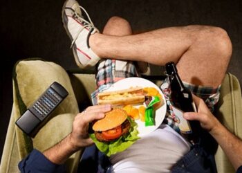 Sedentarismo implica más riesgos de demencia en la tercera edad