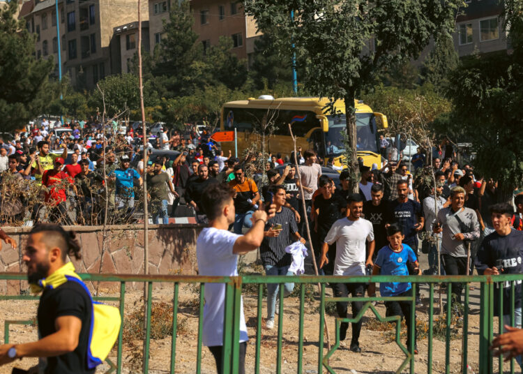 Cristiano Ronaldo desata la locura y el caos en Irán