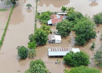 Al menos 18 desaparecidos por la crecida de un río en Ciudad de Guatemala